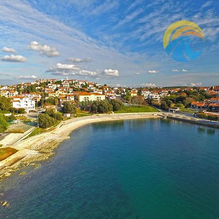 Apartments By The Sea 750 Pjescana Uvala Bagian luar foto