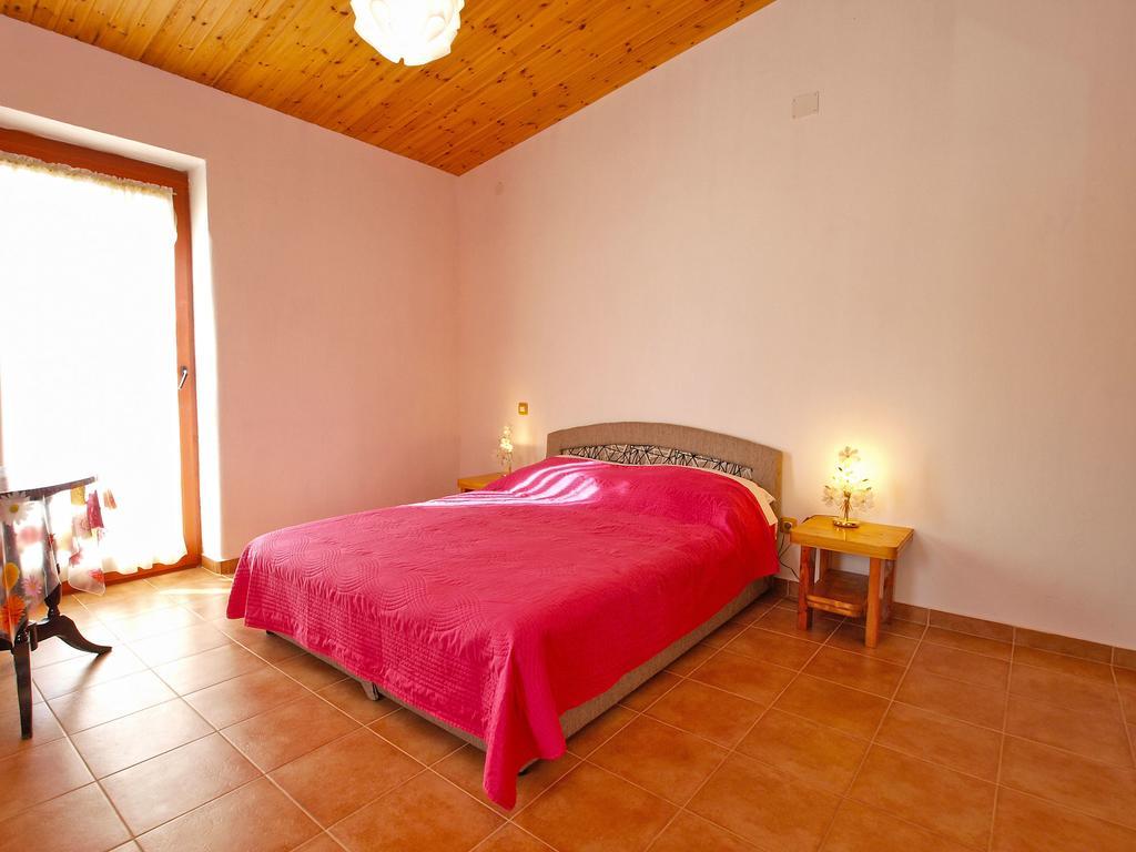 Apartments By The Sea 750 Pjescana Uvala Bagian luar foto