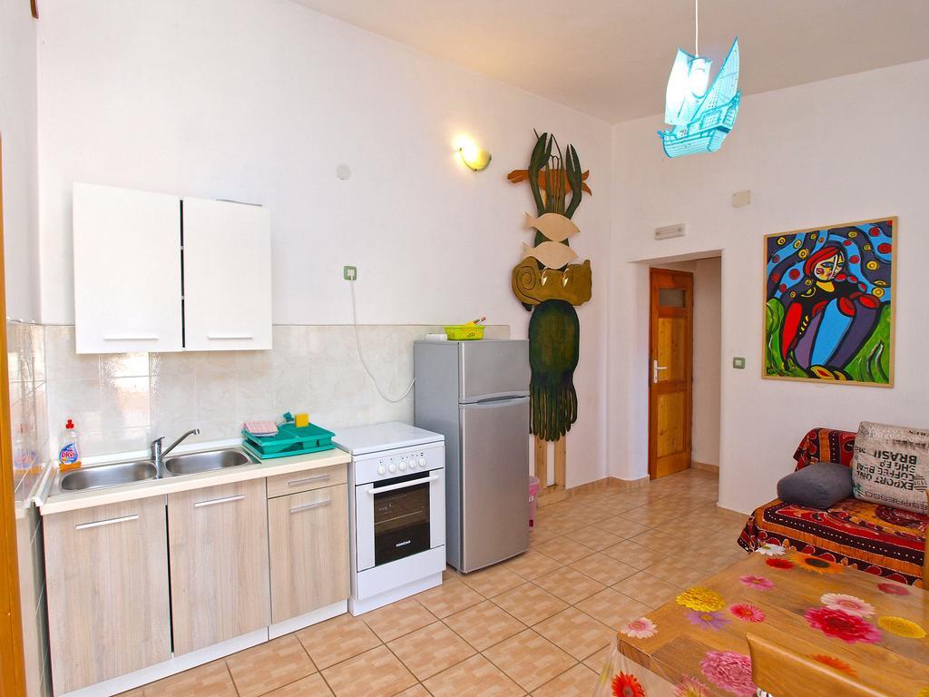Apartments By The Sea 750 Pjescana Uvala Bagian luar foto